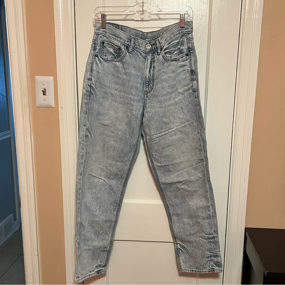 AE 90s boyfriend jeans. Size 4